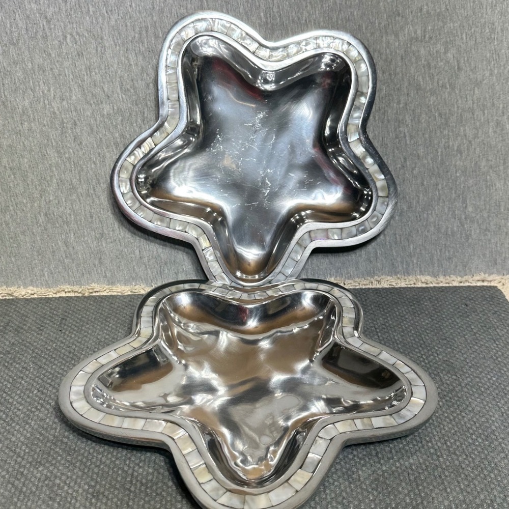 Set of 2 Star Shaped Aluminum Bowls Mother of Pearl Inlay Silver Decorative Tray